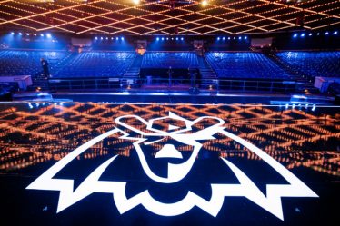 Riot répond après le soutien d'EG Vulcan dit que les joueurs sont confrontés à des problèmes de casque aux Mondiaux 2022 - 13