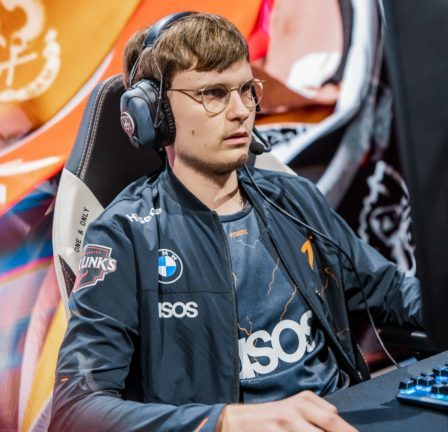 Upset explique pourquoi Fnatic n'a pas atteint son "plein potentiel" aux LoL Worlds 2022 - 118