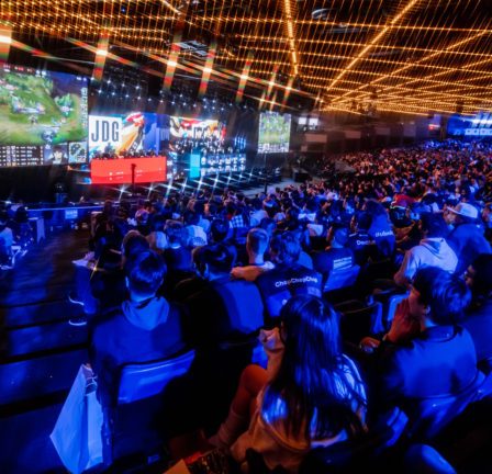 Les 8 personnes avec des Pick'Ems parfaits au LoL Worlds 2022 6 Les 8 personnes avec des Pick'Ems parfaits au LoL Worlds 2022 - 5