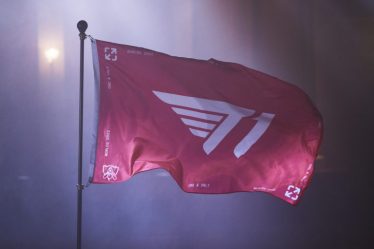 T1 écrase les espoirs de RNG d'une Coupe de l'invocateur dans un balayage à couper le souffle aux Mondiaux 2022 - 9