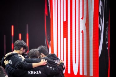 Les équipes de LoL Worlds échouent une fois de plus à égaler un record historique établi par SKT en 2016 - 5