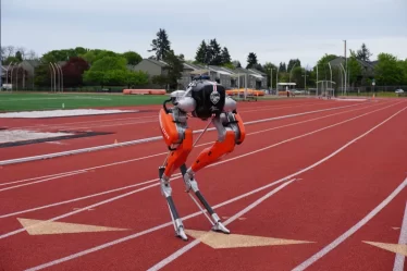 Ce robot a battu un record du monde, mais son entraîneur dit qu'il n'est "pas encore dangereux" – Reuters › - 7