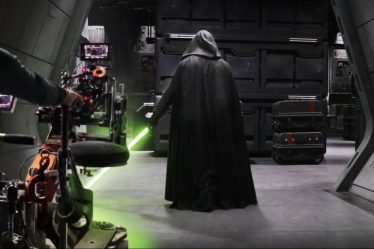 Comment regarder Disney Gallery: The Mandalorian Saison 2 de Disney + - 5
