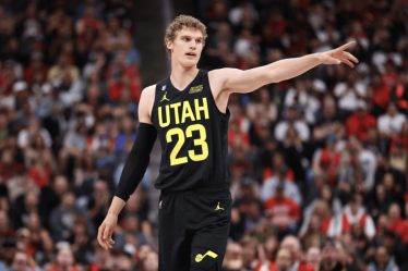 Comprendre l'avenir : comment regarder des matchs de jazz pendant une année de transition - 8