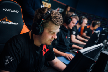 Dupreeh entre dans l'histoire de CS:GO avec un prix de 2 millions de dollars - 9