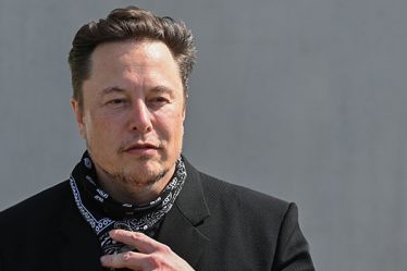 Elon Musk s'est rebaptisé › - 6