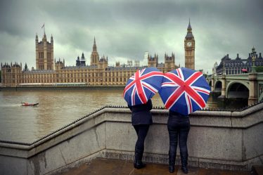 Fin de gouvernement à Londres, vent d'optimisme à Wall Street. Résumé de la semaine. - 6