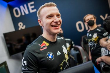 Jankos explique pourquoi G2 est si doué pour battre Evil Geniuses et si le groupe B est le "groupe de la mort" aux Mondiaux 2022 - 9