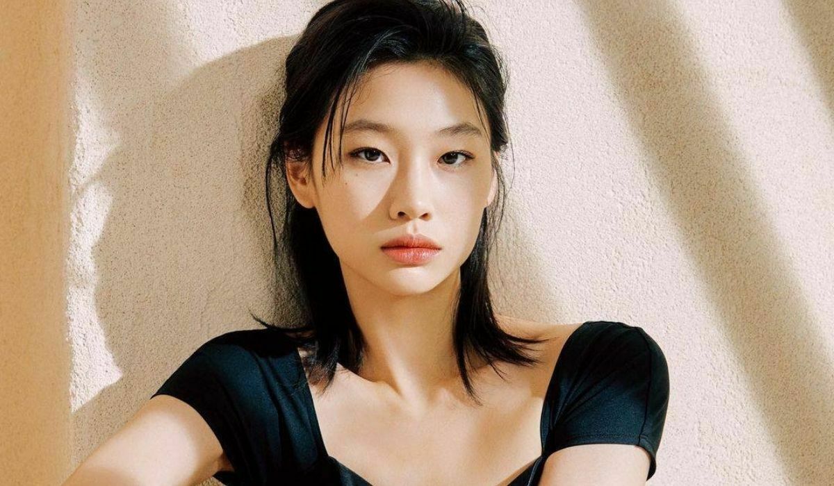 Jung Ho Yeon est la première actrice coréenne à figurer sur TIME 100 Next 2 Jung Ho Yeon est la première actrice coréenne à figurer sur TIME 100 Next - 1