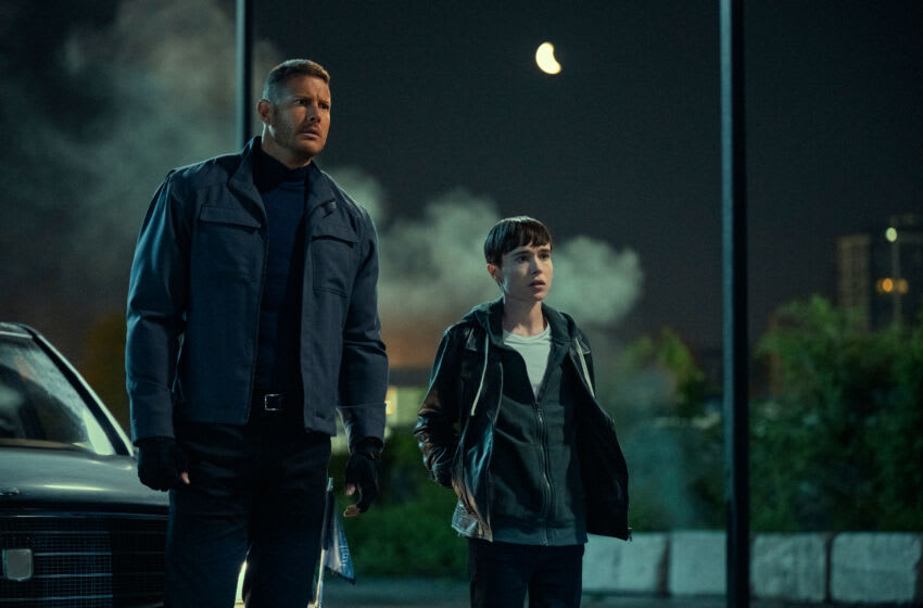 La Umbrella Academy la saison 4 n'arrive pas en octobre 2022 3 La Umbrella Academy. (De gauche à droite) Tom Hopper comme Luther Hargreeves, Elliot Page comme Viktor Hargreeves dans The Umbrella Academy. Cr. Christos Kalohoridis/Netflix © 2022
