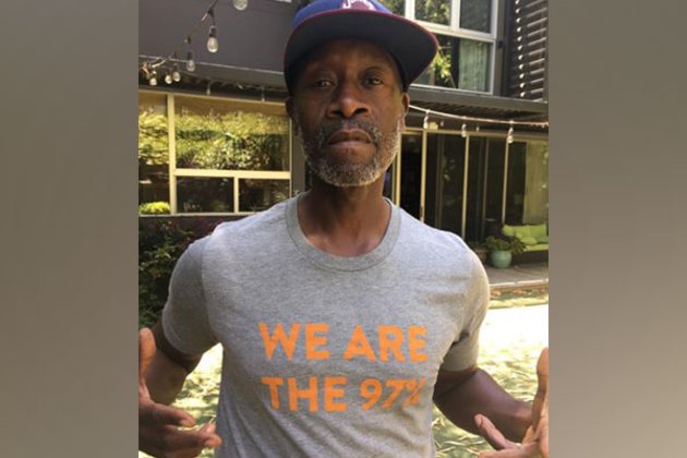 La série "Armor Wars" de Marvel avec Don Cheadle est en cours de réalisation en tant que film 2 La série "Armor Wars" de Marvel avec Don Cheadle est en cours de réalisation en tant que film - 1
