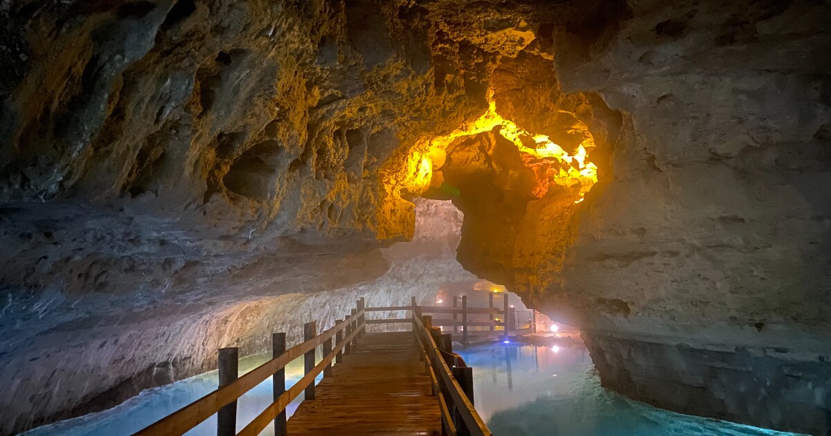 Le Missouri compte des milliers de grottes et de cavernes à explorer. Voici par où commencer 2 Le Missouri compte des milliers de grottes et de cavernes à explorer. Voici par où commencer - 1