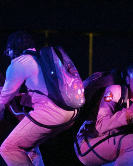 Le chocolat sexuel organise une nuit de danse enflammée 96 Le chocolat sexuel organise une nuit de danse enflammée - 95