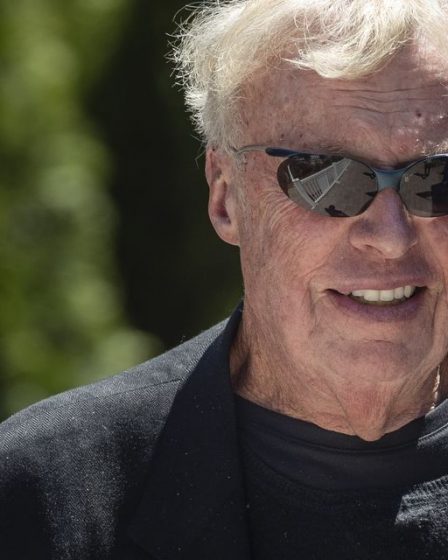Le co-fondateur de Nike, Phil Knight, dit qu'il ferait n'importe quoi pour retirer le poste de gouverneur de l'Oregon des mains des démocrates 37 Le co-fondateur de Nike, Phil Knight, dit qu'il ferait n'importe quoi pour retirer le poste de gouverneur de l'Oregon des mains des démocrates