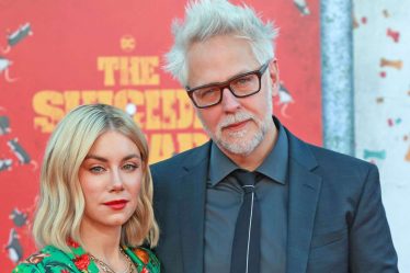 Le réalisateur James Gunn et l'actrice Jennifer Holland se sont mariés lors d'une cérémonie en plein air - 7