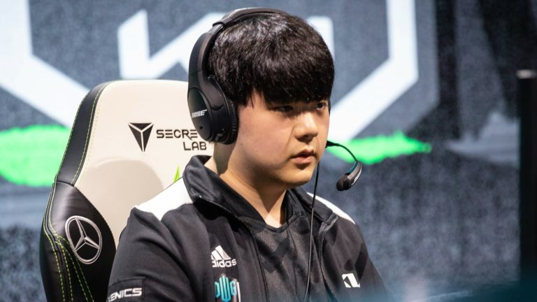 DWG KIA Canyon jouera à LoL Worlds 2022 en ligne après avoir contracté COVID-19 2 DWG KIA Canyon jouera à LoL Worlds 2022 en ligne après avoir contracté COVID-19 - 1