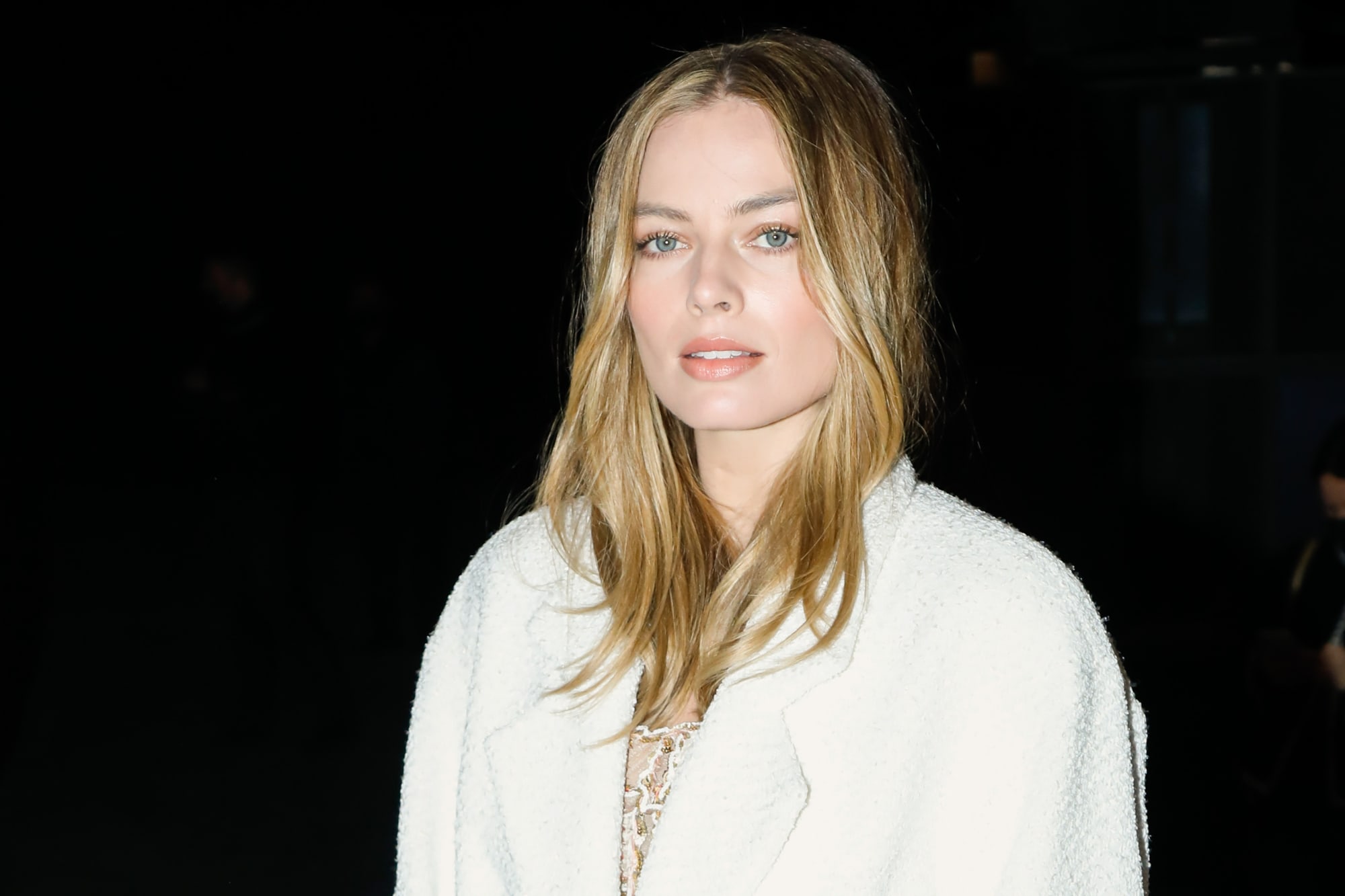 Margot Robbie se déguise en Mystique dans une image époustouflante 2 Margot Robbie se déguise en Mystique dans une image époustouflante - 1