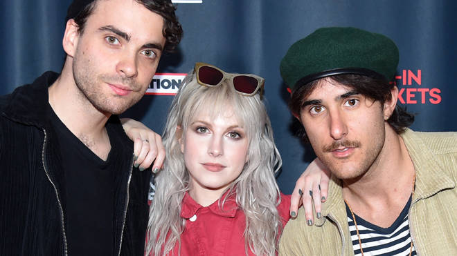 Paramore condamne un homme pour avoir prétendument agressé plusieurs filles lors de leur émission
