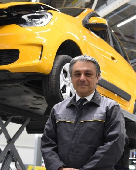 Renault soutient la vision de 2022 alors que les hausses de prix compensent la baisse des ventes