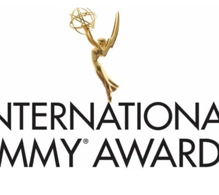 Sex EducationNarcos dans la liste des nominations aux Emmy 2022 2 Sex EducationNarcos dans la liste des nominations aux Emmy 2022 - 1