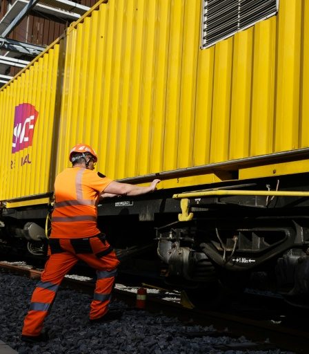 Sortir du glyphosate, une révolution dans le désherbage ferroviaire › 25 Sortir du glyphosate, une révolution dans le désherbage ferroviaire › - 24