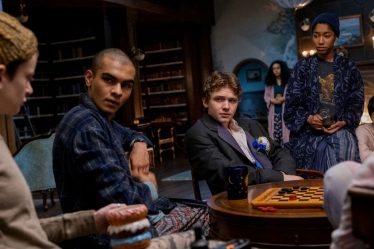 'The Midnight Club' Saison 2: Statut de renouvellement de Netflix et ce que nous savons jusqu'à présent - 13