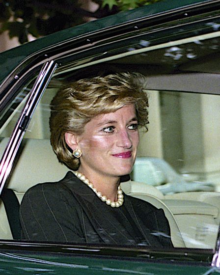 Quelle était la taille de la princesse Diana ? (Et quelle est la taille The Crown acteurs qui la jouent?) 125 Quelle était la taille de la princesse Diana ? (Et quelle est la taille The Crown acteurs qui la jouent?) - 124