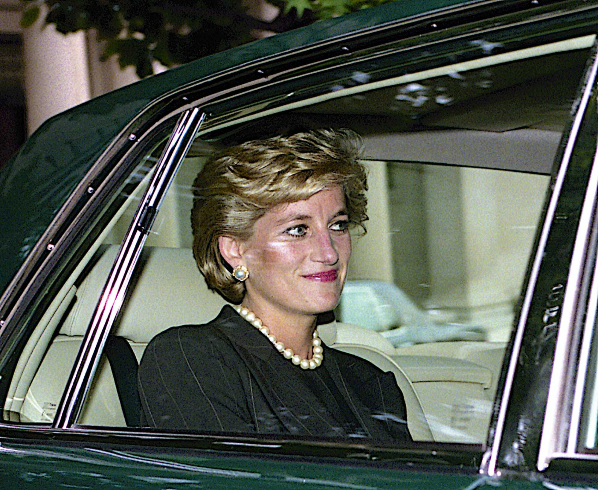 Quelle était la taille de la princesse Diana ? (Et quelle est la taille The Crown acteurs qui la jouent?) 2 Quelle était la taille de la princesse Diana ? (Et quelle est la taille The Crown acteurs qui la jouent?) - 1