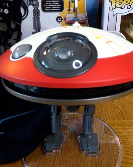 Déballage vidéo – Star Wars : Ramenez à la maison la collection de produits Galaxy et Hasbro Lola Animatronic Droid 45 Déballage vidéo – Star Wars : Ramenez à la maison la collection de produits Galaxy et Hasbro Lola Animatronic Droid - 44