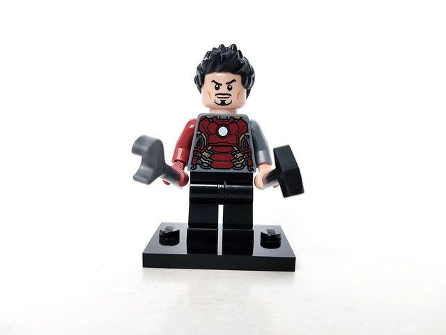 Test de LEGO Marvel Hulkbuster (76210) - Le fan de briques 8 LEGO Marvel Hulk Buster (76210)