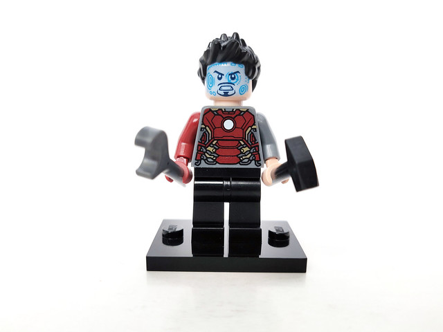 Test de LEGO Marvel Hulkbuster (76210) - Le fan de briques 10 LEGO Marvel Hulk Buster (76210)