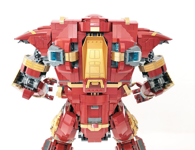 Test de LEGO Marvel Hulkbuster (76210) - Le fan de briques 16 LEGO Marvel Hulk Buster (76210)