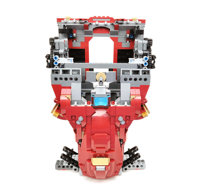 Test de LEGO Marvel Hulkbuster (76210) - Le fan de briques 30 LEGO Marvel Hulk Buster (76210)