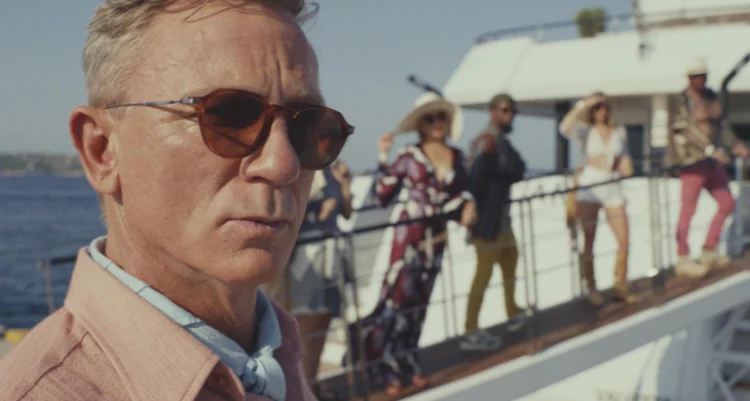 Dave Bautista a trouvé que Daniel Craig était beaucoup plus heureux sur Glass Onion que sur James Bond - 8