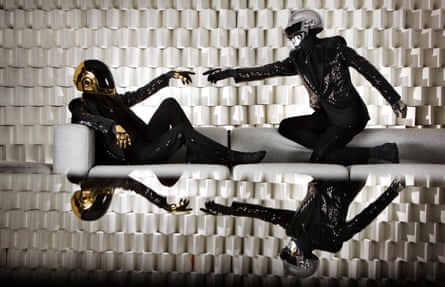 "J'ai écrit 350 chansons et je n'ai pas pu vous en chanter une" : le maestro du disco Daniel Vangarde sort de son silence | Pop et rock 3 Daft Punk.