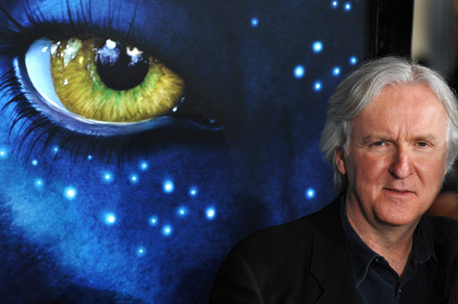 Le réalisateur James Cameron arrive à la première d'Avatar