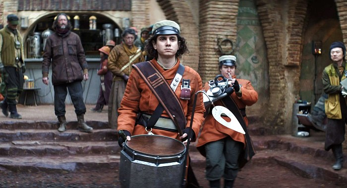 La fin de la saison d'Andor est un beau triomphe. 5 maarva-funeral-andor-finale.jpg