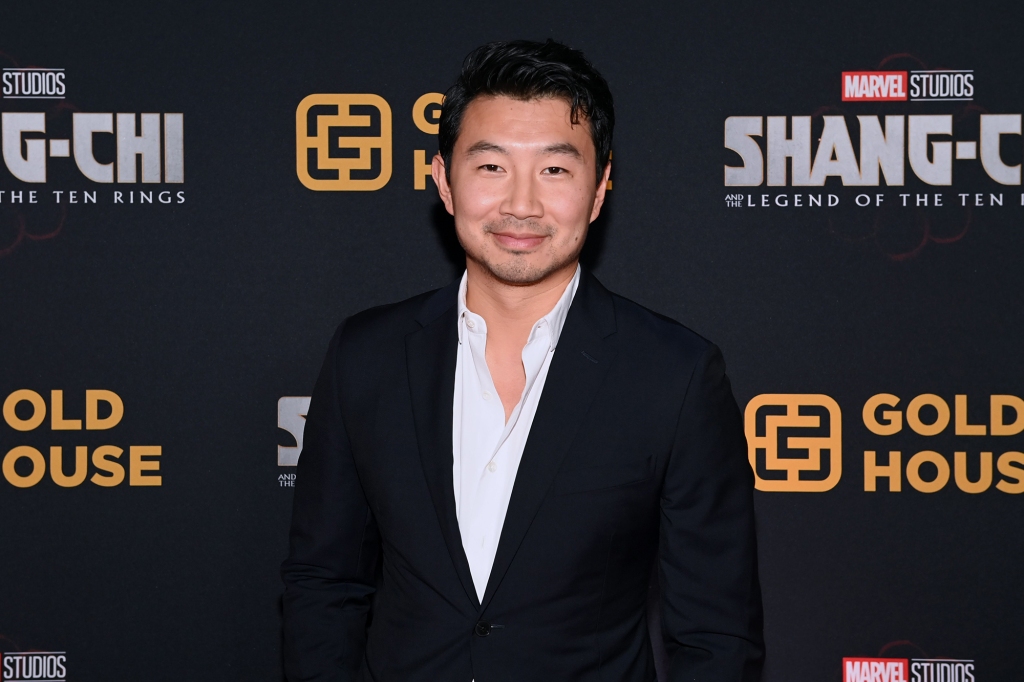 Simu Liu de "Shang-Chi" s'insurge contre les critiques de Quentin Tarantino à l'égard de Marvel. 5 Simu Liu