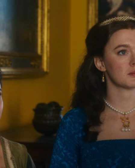 C'est ici que vous reconnaissez les acteurs de la série Netflix Blood, Sex & Royalty. 53 C'est ici que vous reconnaissez les acteurs de la série Netflix Blood, Sex & Royalty. - 52