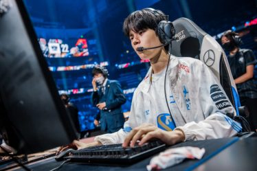 De bas en haut: DRX entre dans l'histoire de la Ligue avec des play-ins jusqu'à la charge des finales mondiales - 9