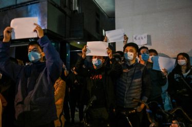 Des milliers de manifestants contre le « Zéro Covid » dans plusieurs villes – Science et Avenir › - 5