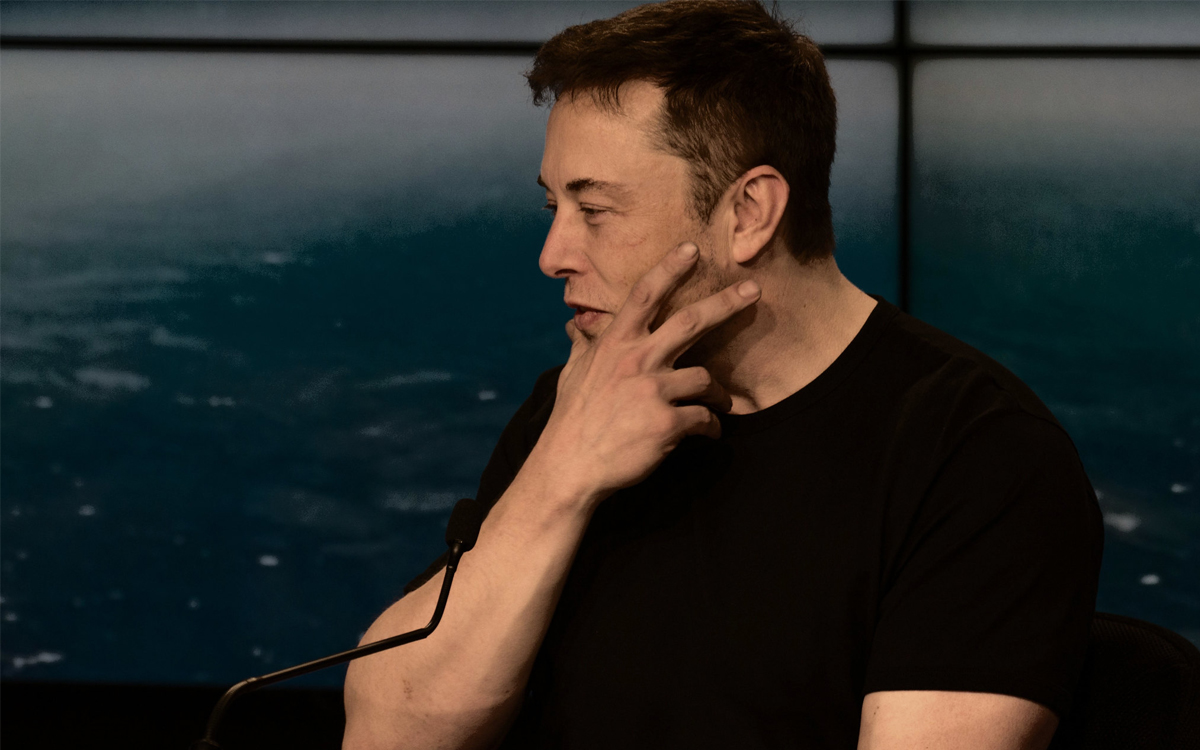 Elon Musk vire son leader, elle demande justice pour garder son emploi › 2 Elon Musk vire son leader, elle demande justice pour garder son emploi › - 1