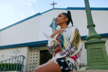Krystall Poppin montre son amour à El Paso dans un nouveau clip vidéo - 5