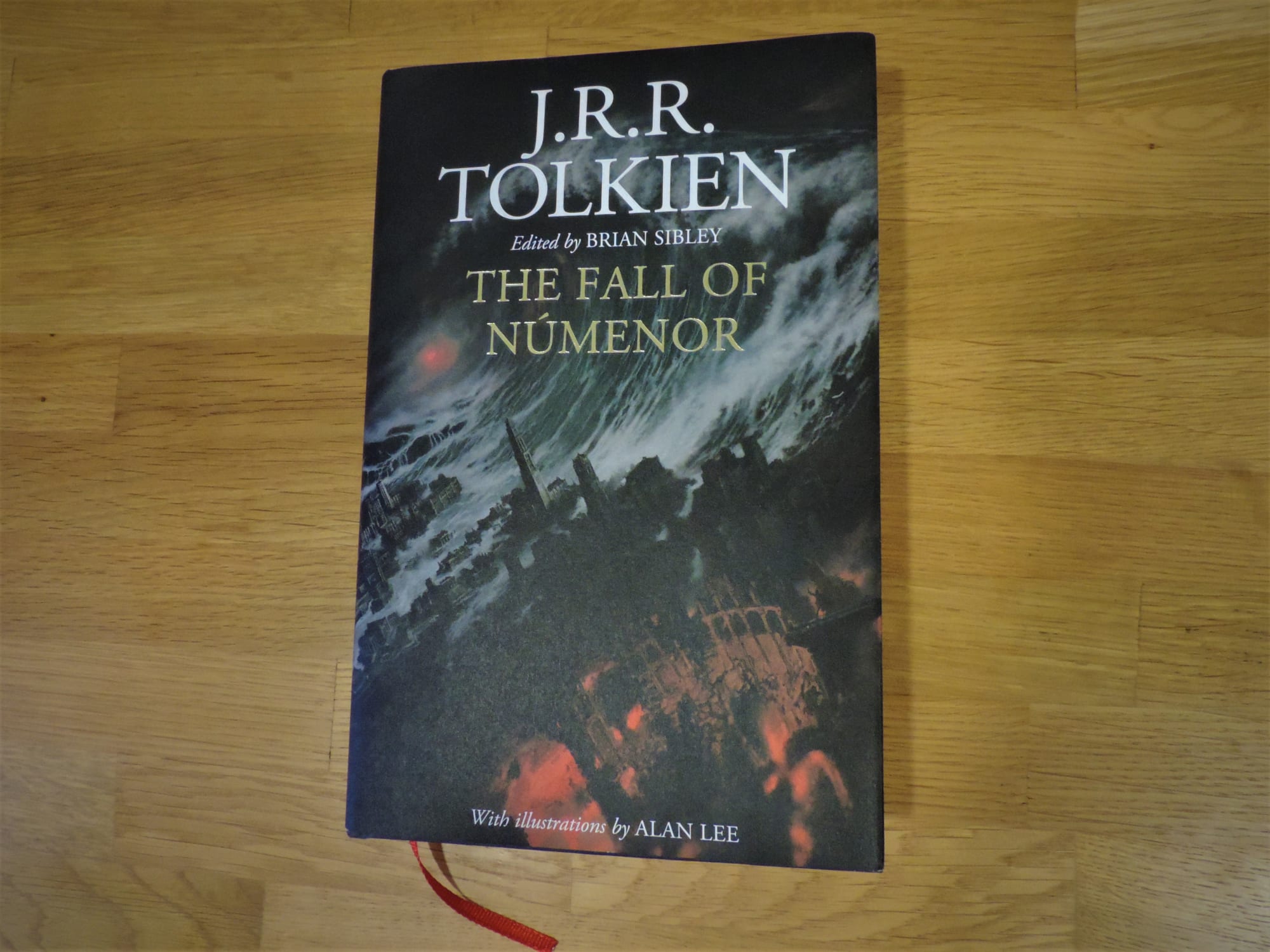 "La Chute de Numenor" de JRR Tolkien 2 "La Chute de Numenor" de JRR Tolkien - 1