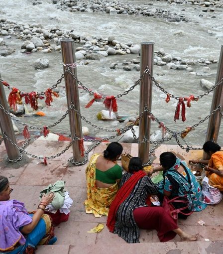 La source du Gange est mise en bouteille et livrée chez vous – Science et Avenir › 98 La source du Gange est mise en bouteille et livrée chez vous – Science et Avenir › - 97