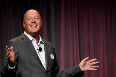 L'ancien PDG de Disney, Bob Chapek, serait responsable de l'absence de films "Star Wars" - Inside the Magic - 9