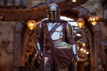 Le Mandalorien arrive à Star Wars Galaxy's Edge - 18