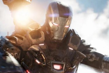 Le producteur d'ARMOR WARS explique pourquoi la série télévisée Disney+ est devenue un film. - 5