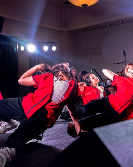 Le showcase annuel d'AXIS célèbre la danse et la culture pour une œuvre caritative - les hauteurs 131 Le showcase annuel d'AXIS célèbre la danse et la culture pour une œuvre caritative - les hauteurs - 130