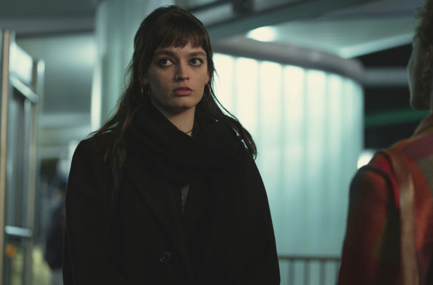 Sex Education la saison 4 n'arrive pas en novembre 2022 3 Sex Education Saison 3. Emma Mackey dans le rôle de Maeve Wiley dans l'épisode 8 de Sex Education Saison 3. Cr. Sam Taylor/NETFLIX © 2020